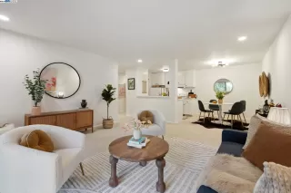 Photo #5: 41060136 Listing 