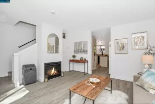 Photo #2: 41060148 Listing