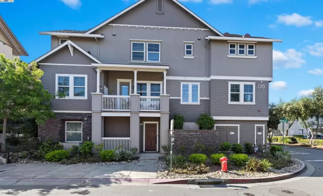 MLS: 41060160 Condo For Sale