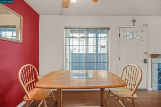 Photo #6: 41060232 Listing