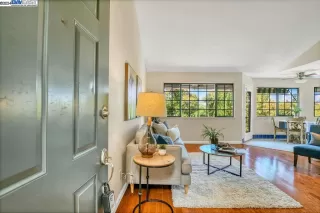 Photo #5: 41060308 Listing 