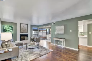 Photo #2: 41060332 Listing