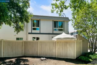 Photo #2: 41060360 Listing 