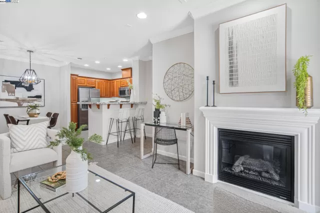 MLS: 41060364 Condo For Sale