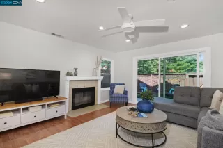 Photo #5: 41060396 Listing 