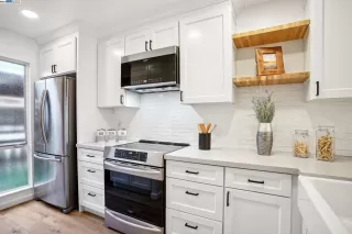 Photo #2: 41060473 Listing