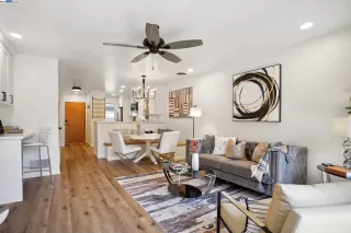 Photo #6: 41060473 Listing