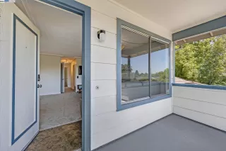 Photo #3: 41060532 Listing