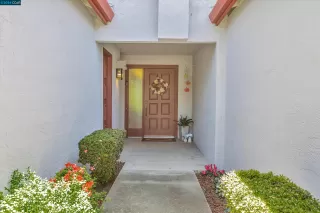 Photo #2: 41060563 Listing 