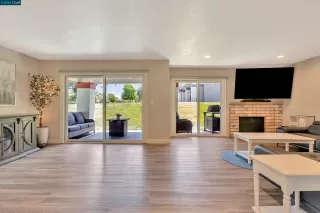 Photo #6: 41060563 Listing 