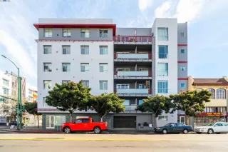 More Details about MLS # 41060566 : 1020 JACKSON ST # 301