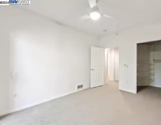 Photo #5: 41060569 Listing