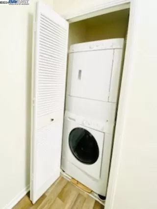 Photo #6: 41060569 Listing