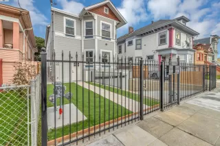 Photo #1: 41060577 Listing