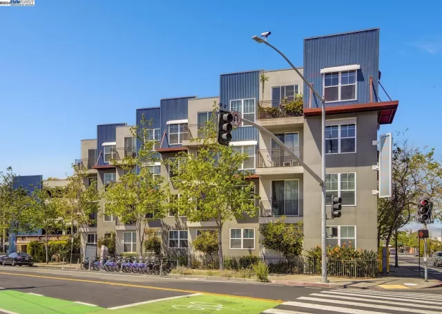 MLS: 41060598 Condo For Sale