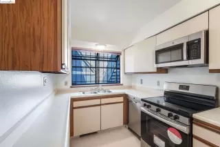 Photo #5: 41060603 Listing