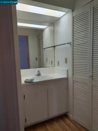 Photo #6: 41060637 Listing