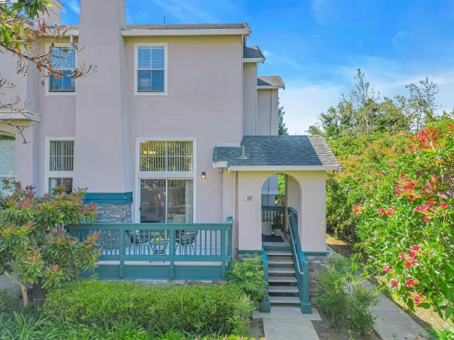 MLS: 41060724 Condo For Sale