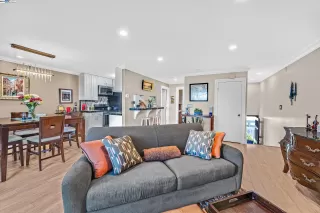 Photo #3: 41060750 Listing