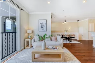 Photo #5: 41060794 Listing 