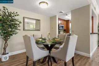 Photo #6: 41060834 Listing