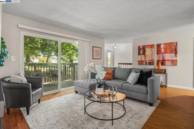 MLS: 41060891 Condo For Sale