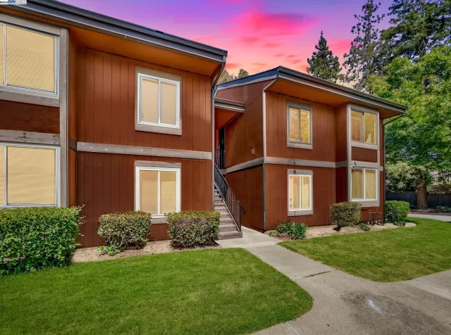 MLS: 41060954 Condo For Sale