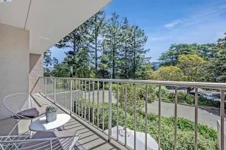 Photo #3: 41061006 Listing