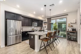 Photo #3: 41061095 Listing 