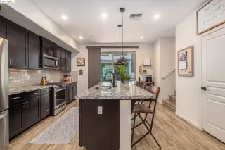 Photo #4: 41061095 Listing 