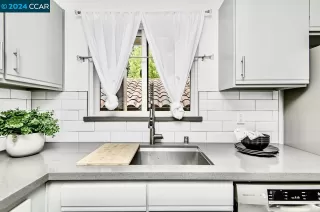 Photo #6: 41061108 Listing
