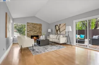 Photo #3: 41061178 Listing