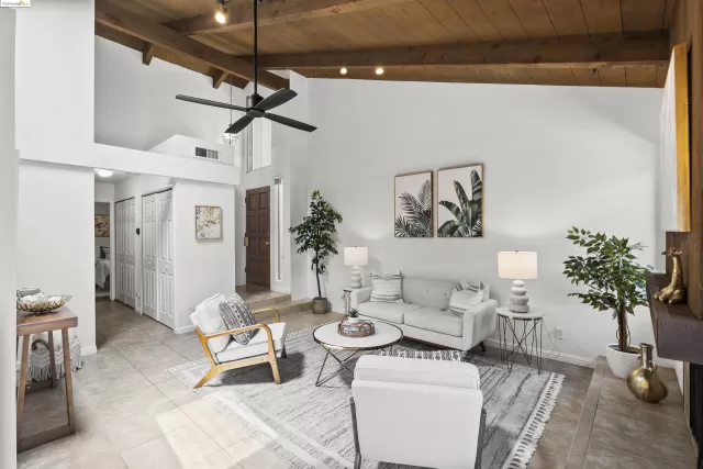 MLS: 41061201 Condo For Sale