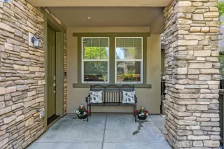 Photo #2: 41061359 Listing