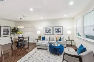 Photo #6: 41061359 Listing