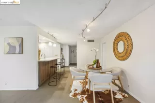 Photo #5: 41061386 Listing 