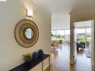 Photo #2: 41061388 Listing