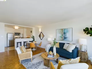 Photo #6: 41061388 Listing