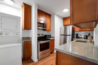 Photo #2: 41061400 Listing