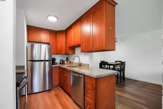 Photo #4: 41061400 Listing