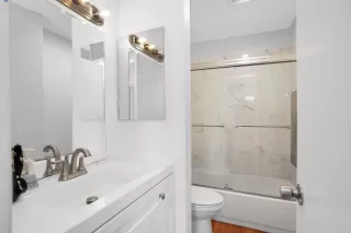 Photo #5: 41061400 Listing