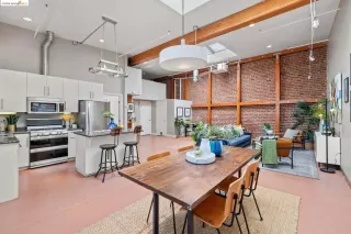 Photo #1: 41061418 Listing