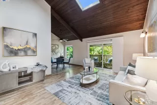 Photo #2: 41061423 Listing