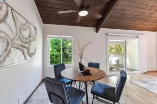 Photo #5: 41061423 Listing