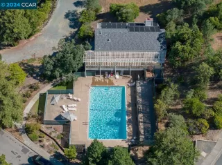 Photo #2: 41061486 Listing 