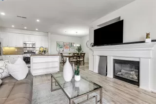 Photo #5: 41061507 Listing 