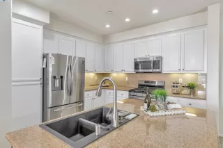 Photo #6: 41061507 Listing 