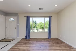 Photo #3: 41061515 Listing