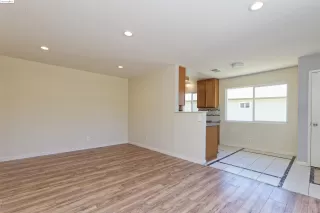 Photo #6: 41061515 Listing