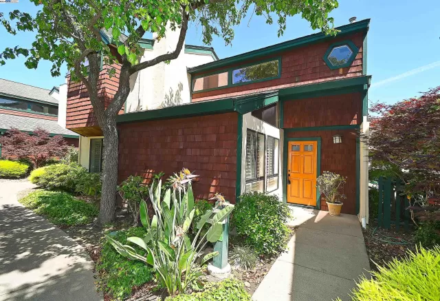 MLS: 41061588 Condo For Sale